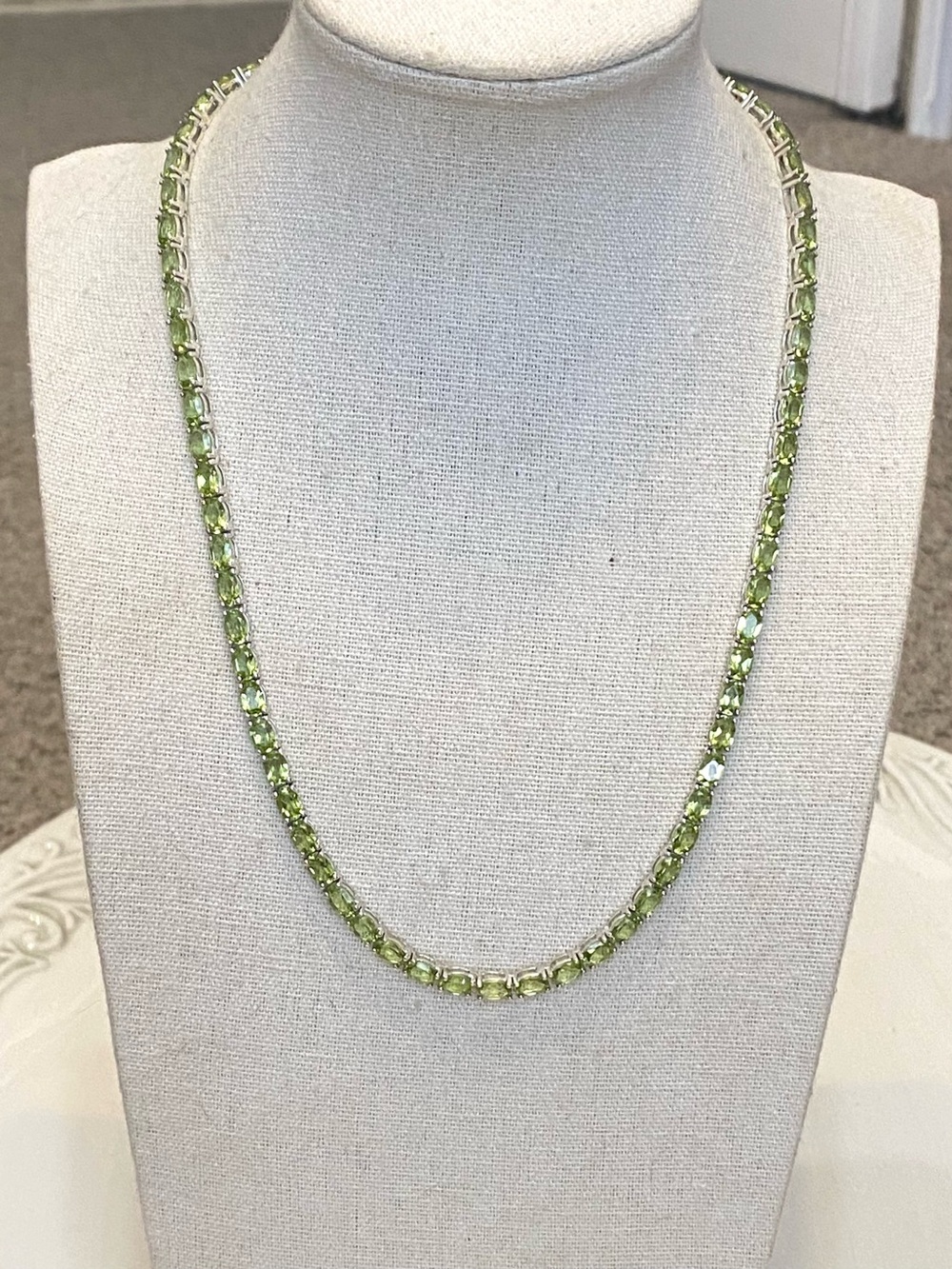D’Joy Hebei Peridot Sterling Silver 35.25 ctw Tennis Necklace 925